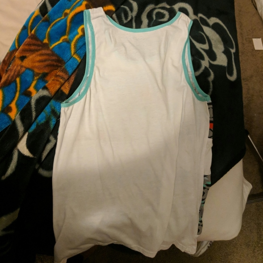 Tank top - Picture 2 of 2